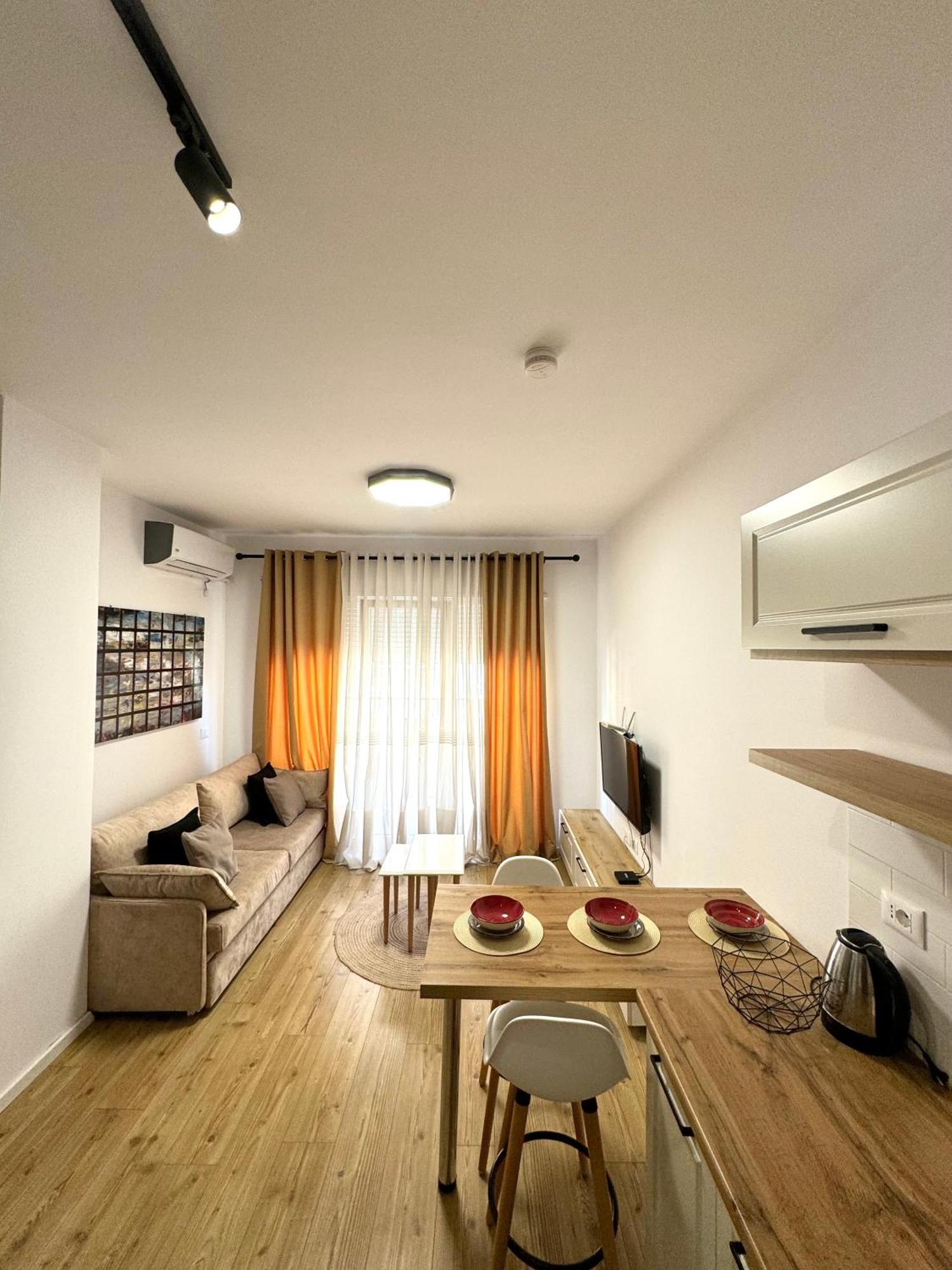 Apartment In The Heart Of Old Bazaar, Tirana - Hana Apartments Exterior foto