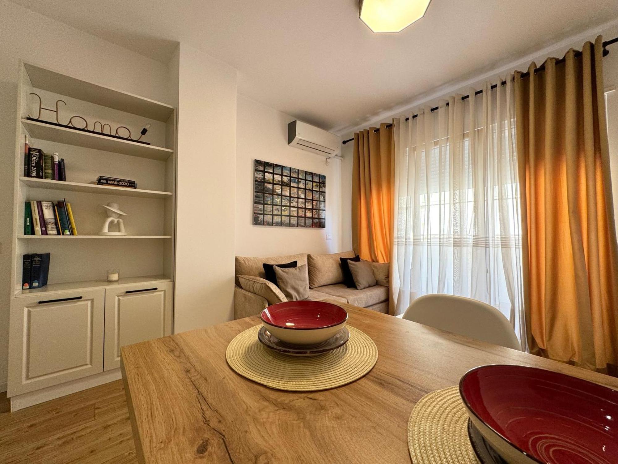 Apartment In The Heart Of Old Bazaar, Tirana - Hana Apartments Exterior foto